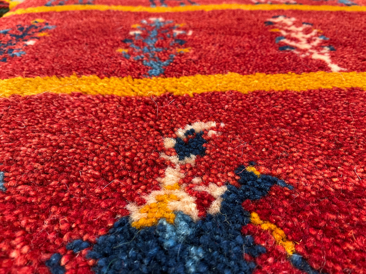 ギャッベ 40cm x 40cm Z475