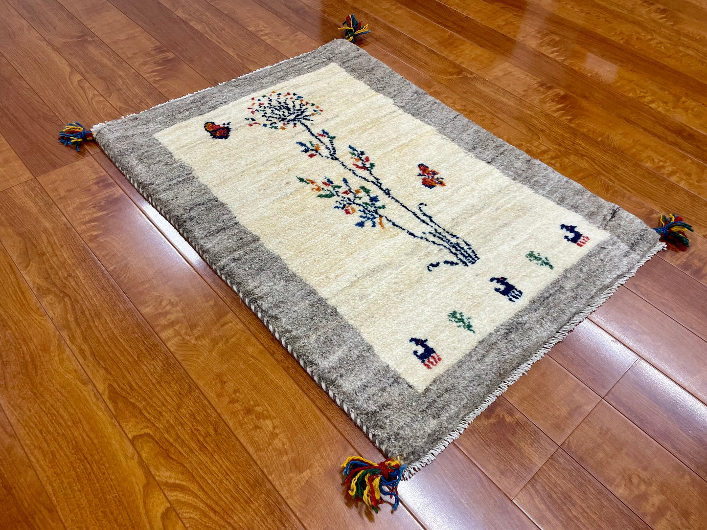 【オンライン限定】ギャッベ 87cm x 63cm RJ14186