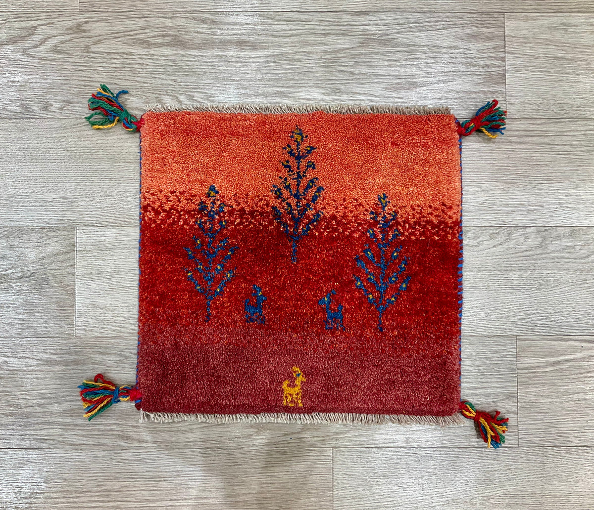 【福岡店】ギャッベ 44cm x 41cm Z3379