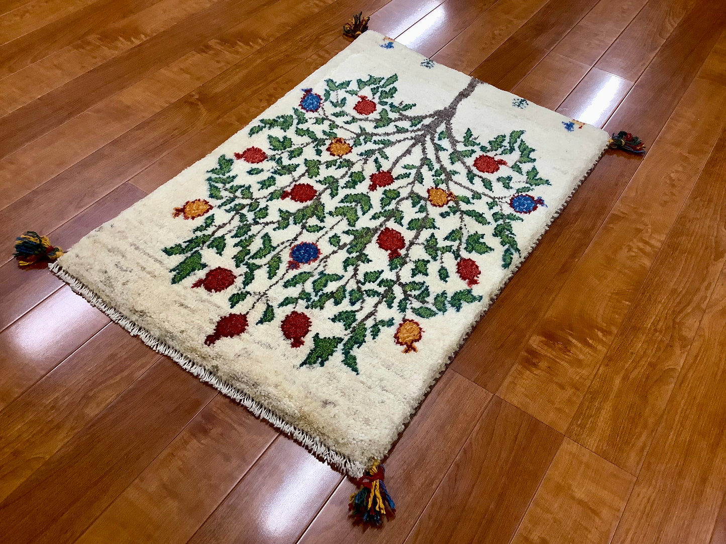 【オンライン限定】ギャッベ 88cm x 60cm RJ14187