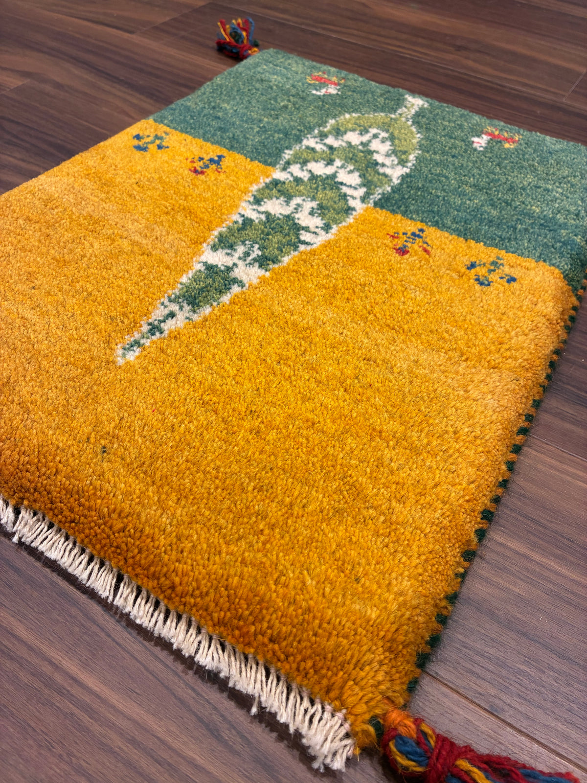 【千葉店】ギャッベ 52cm x 40cm NN20382