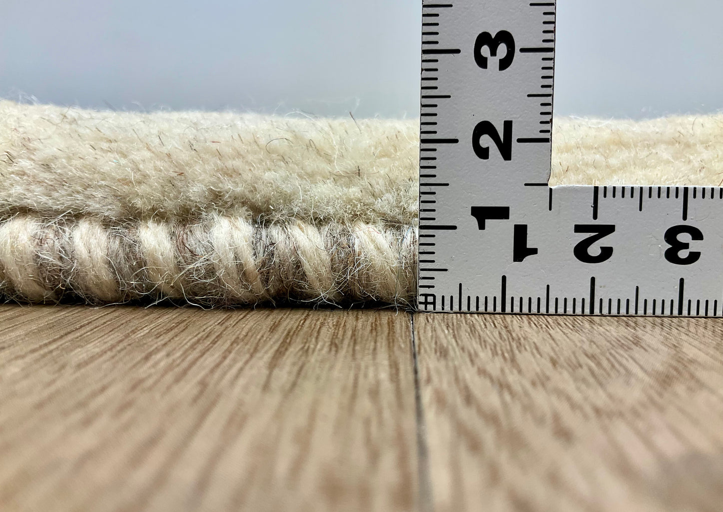 ギャッベ 44cm x 40cm Z1409