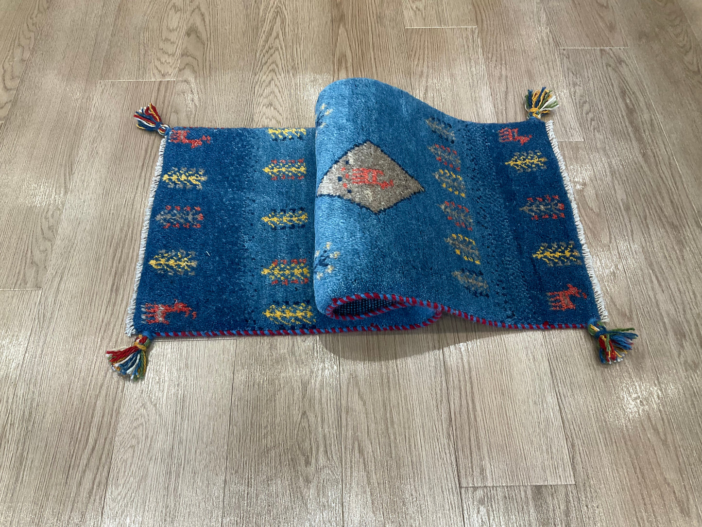 ギャッベ  115cm x 40cm RD9686