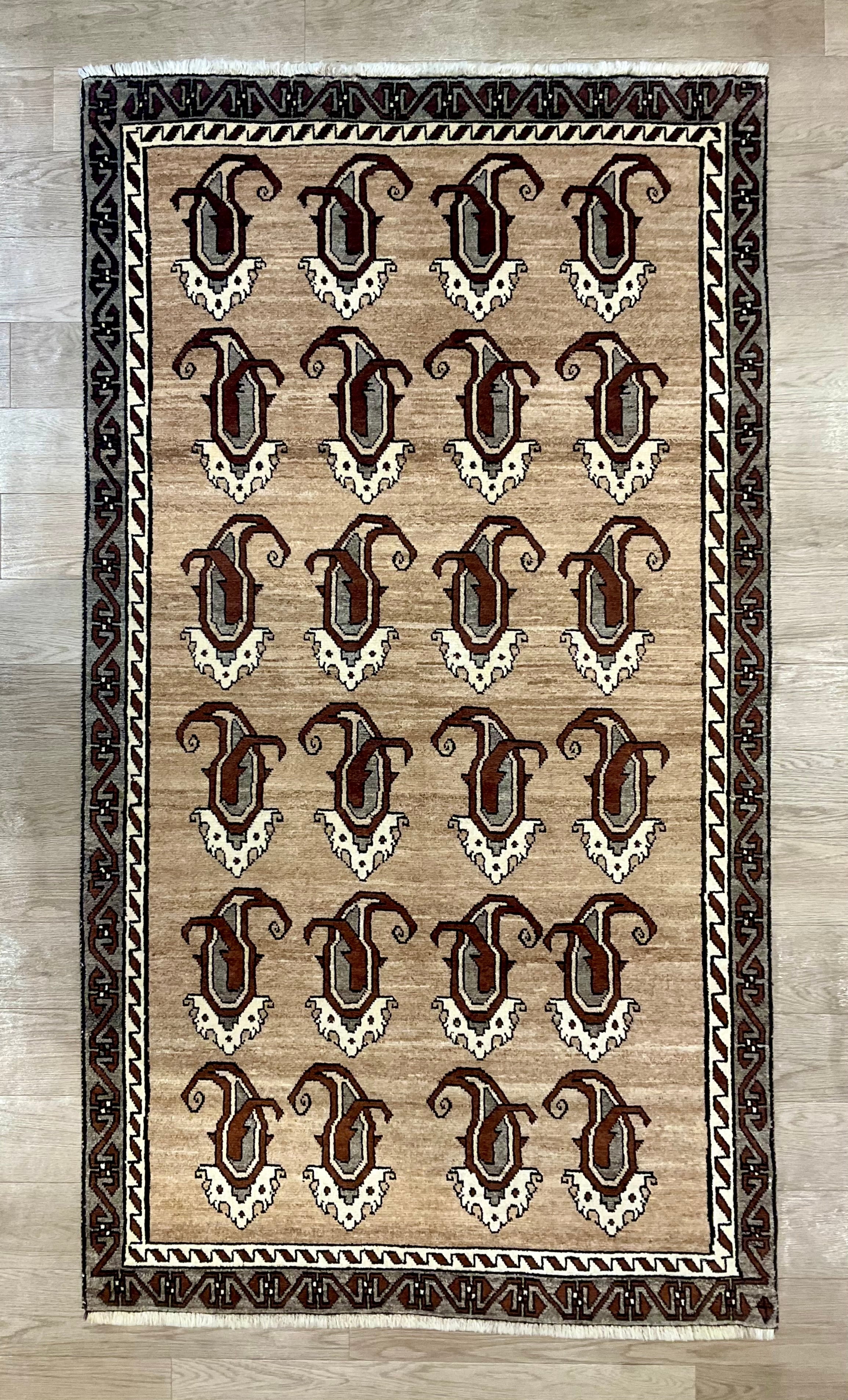 トライバルラグ – ペルシャ絨毯専門店 ペルシャンパトリス