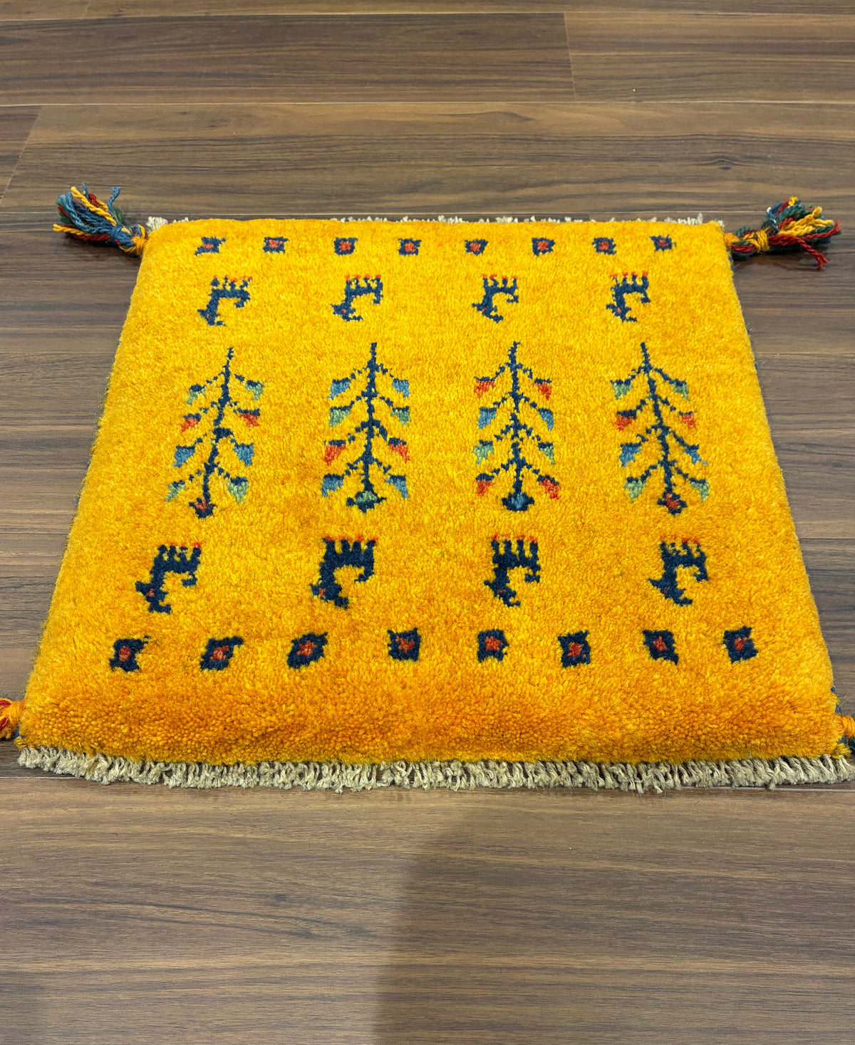 【千葉店】ギャッベ 42cm x 41cm Z2926