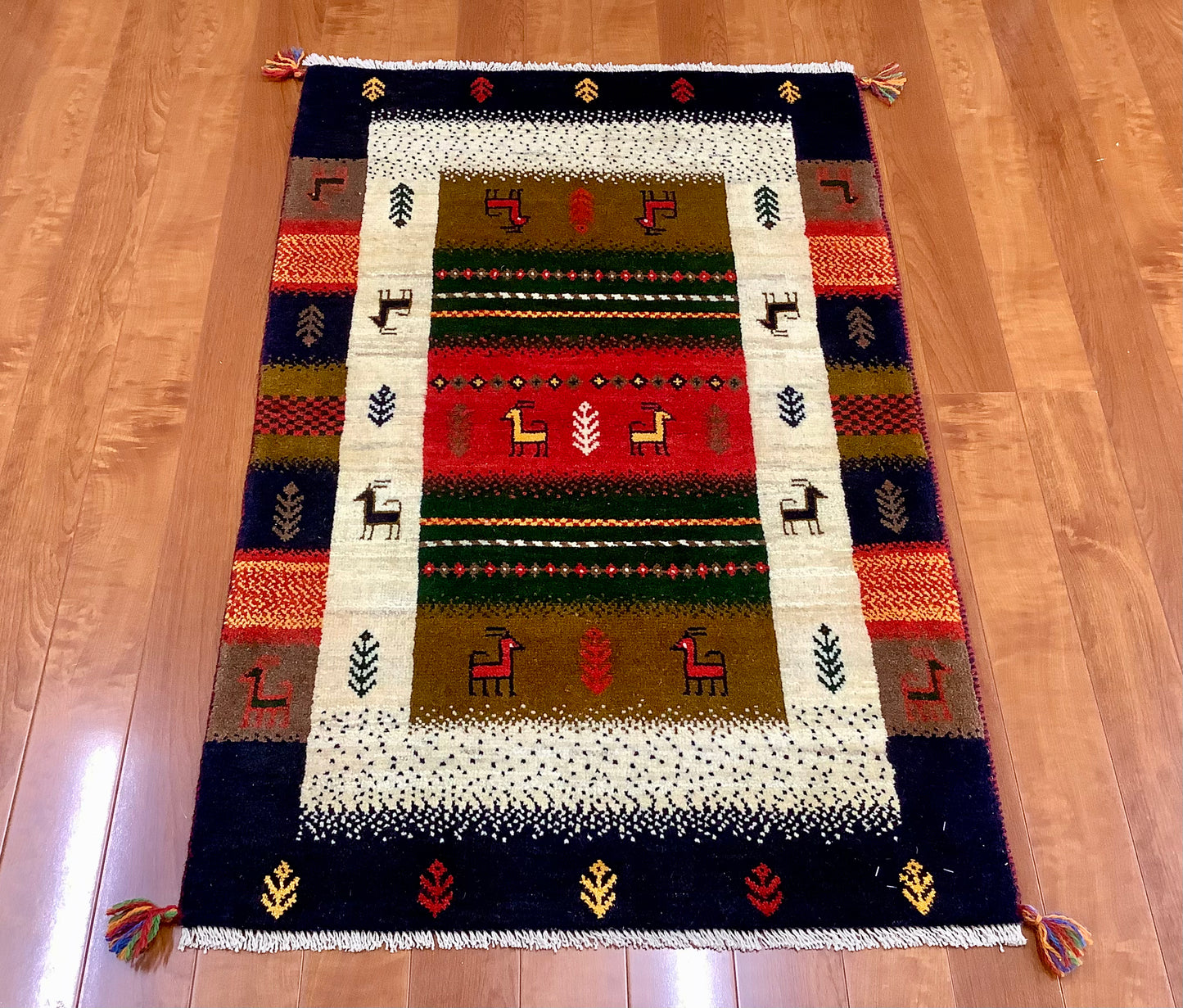 【オンライン限定】ギャッベ アマレバフト 127cm x 80cm RJ8737