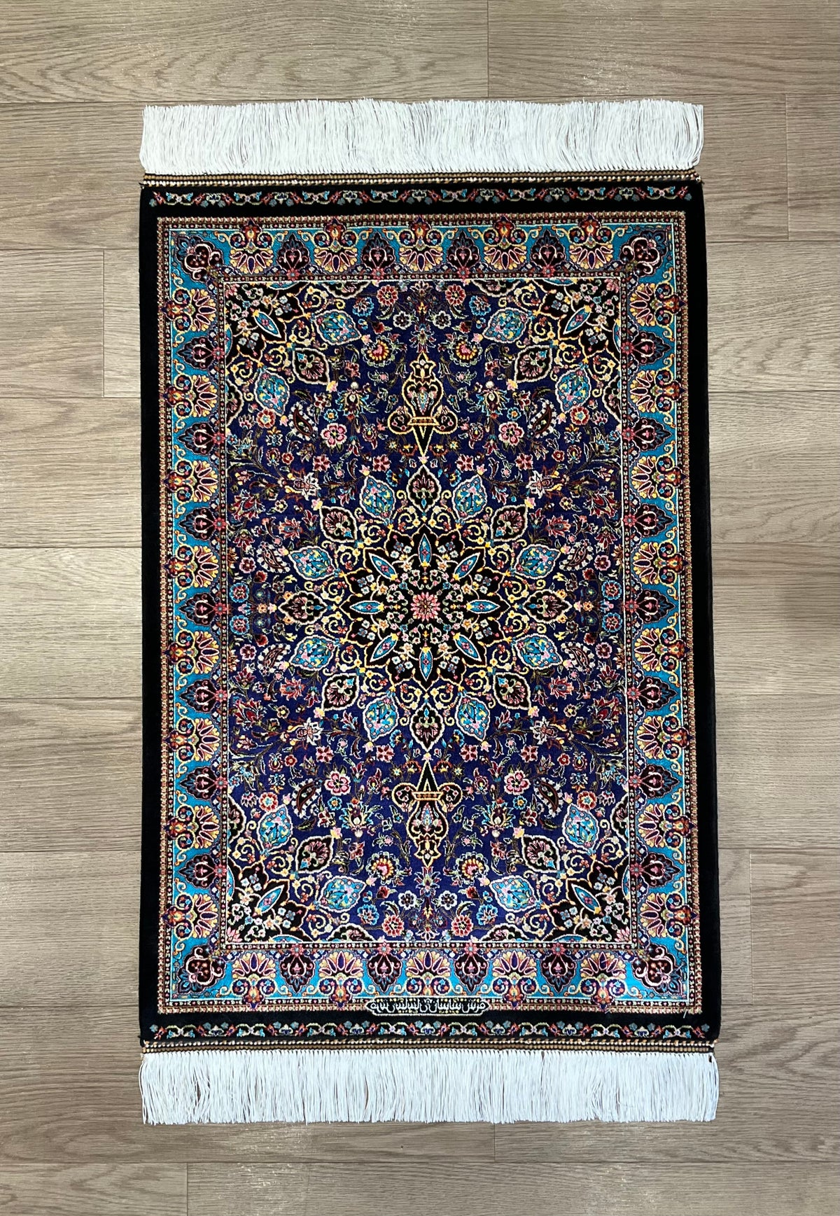 【福岡店】ペルシャンシルク 90cm x 60cm PS13557