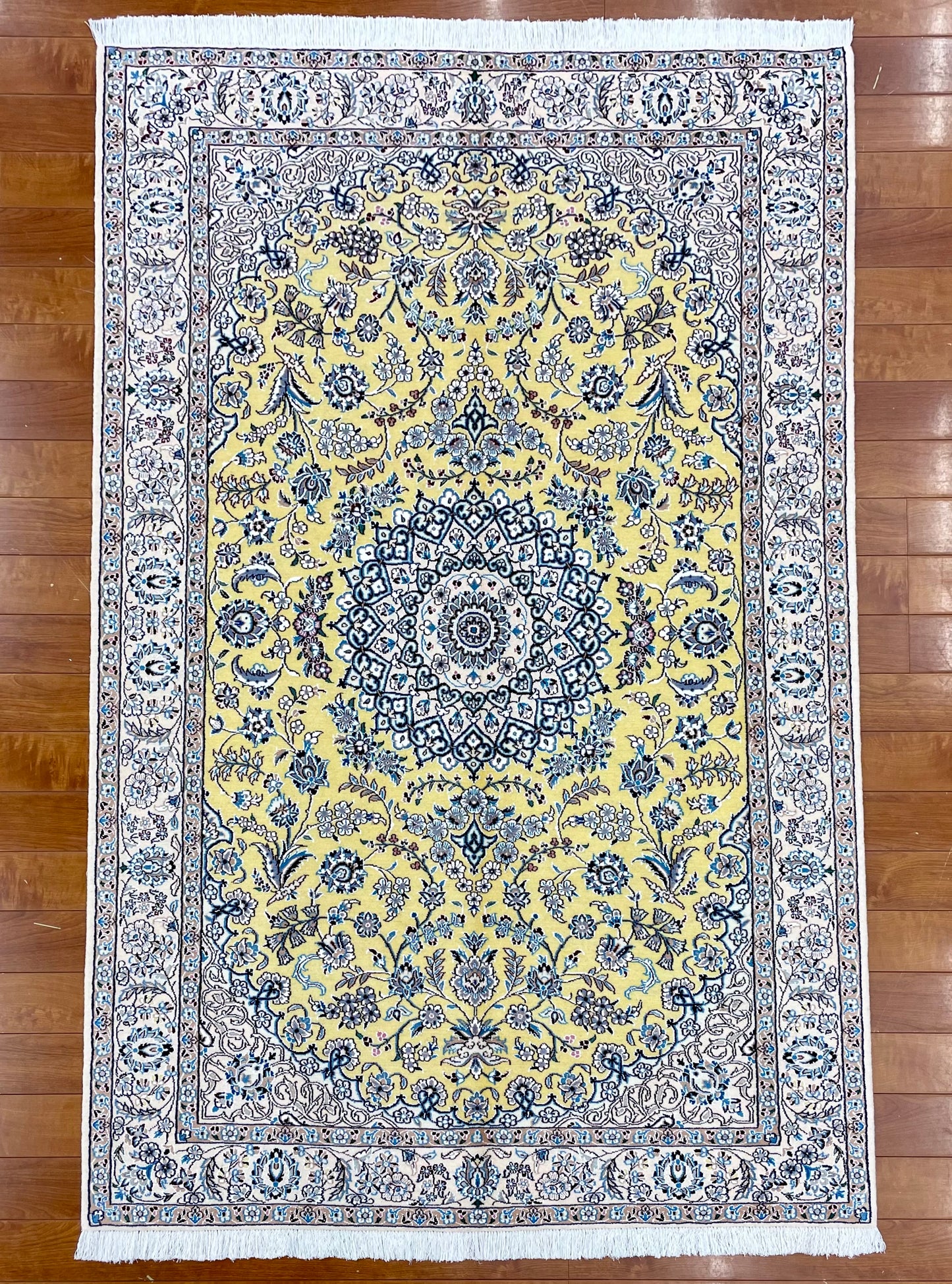 【オンライン限定】ナイン 200cm x 133cm PS5170