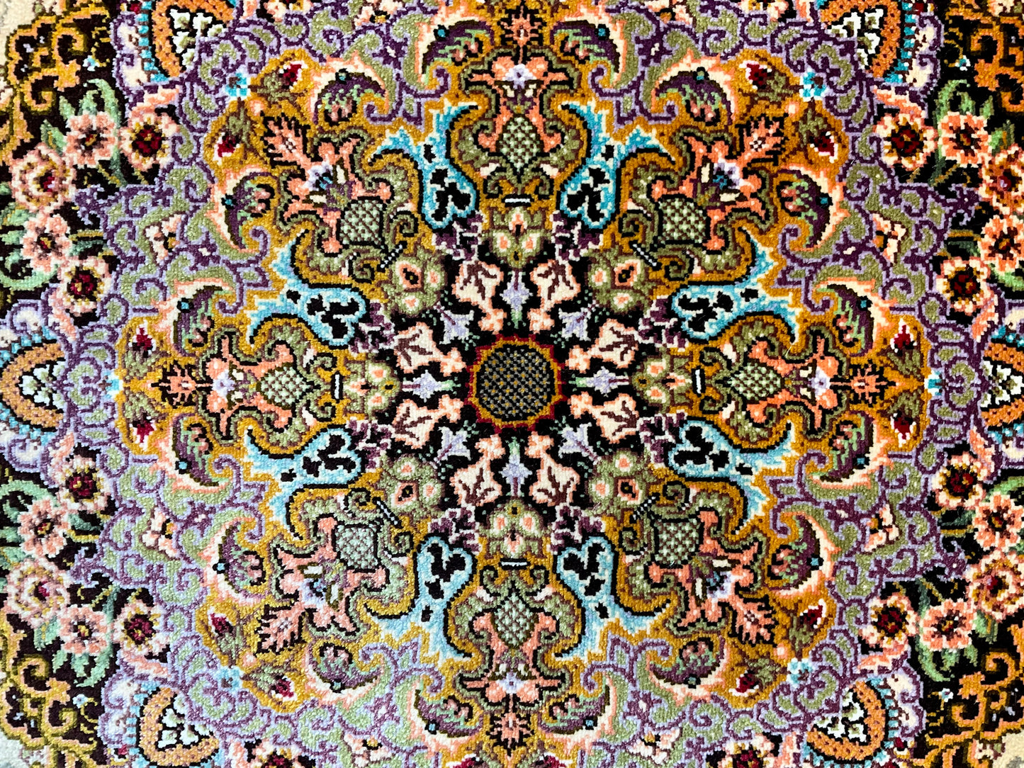 クム メイマリヤン工房 124cm x 82cm A22567
