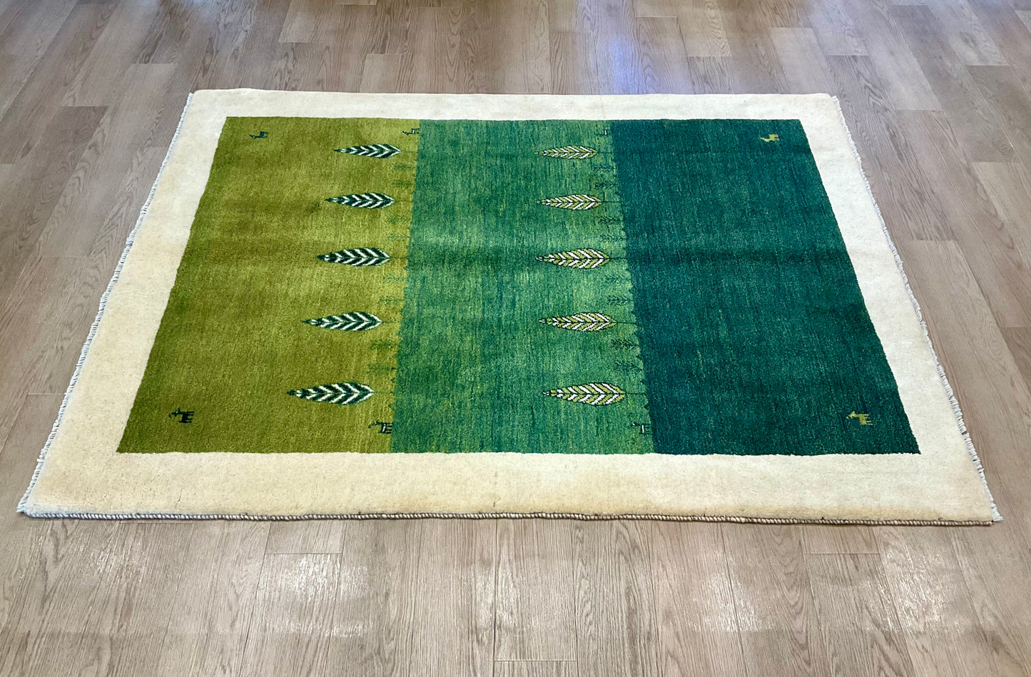 ギャッベ  200cm x 153cm RJ10686