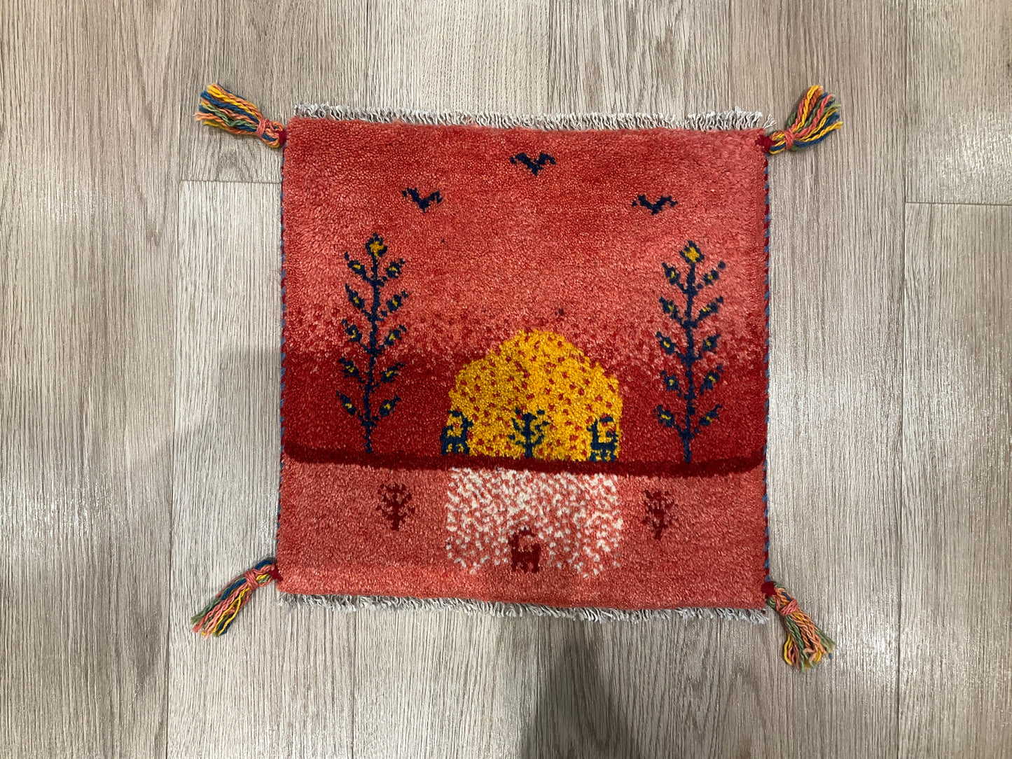ギャッベ 40cm x 40cm AJ28286