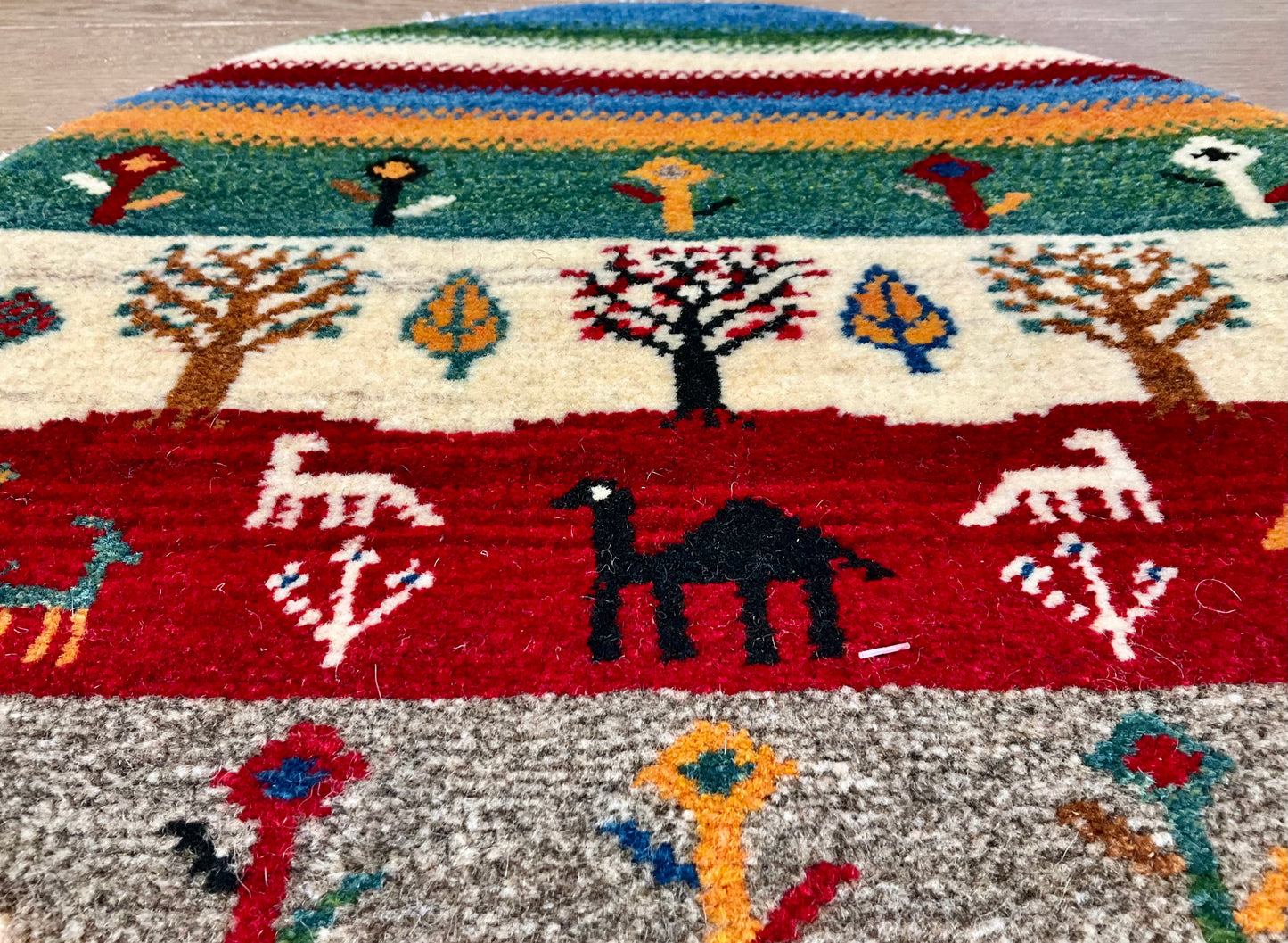 ギャッベ アマレバフト 41cm x 40cm AJ27631