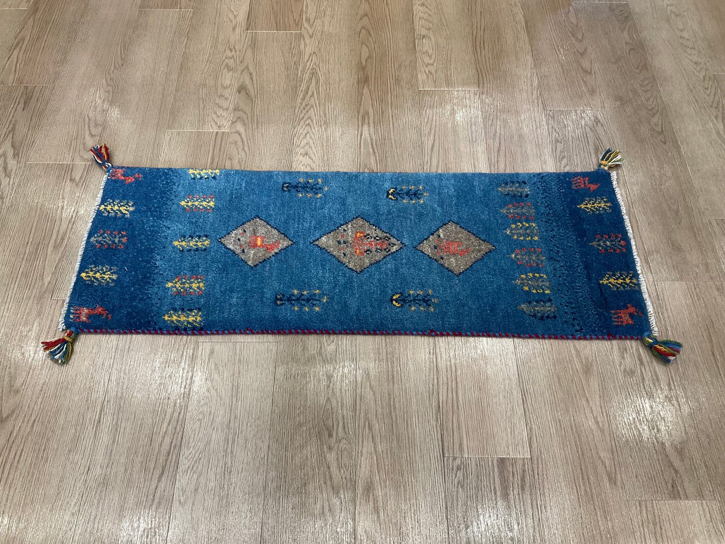 ギャッベ  115cm x 40cm RD9686