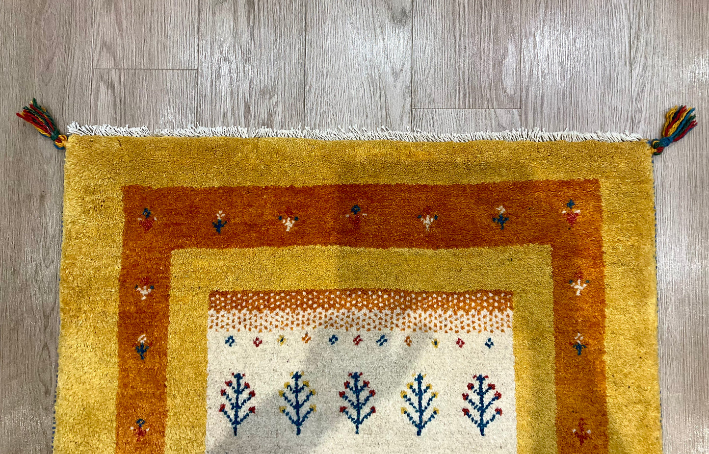 ギャッベ 120cm x 83cm RJ10415