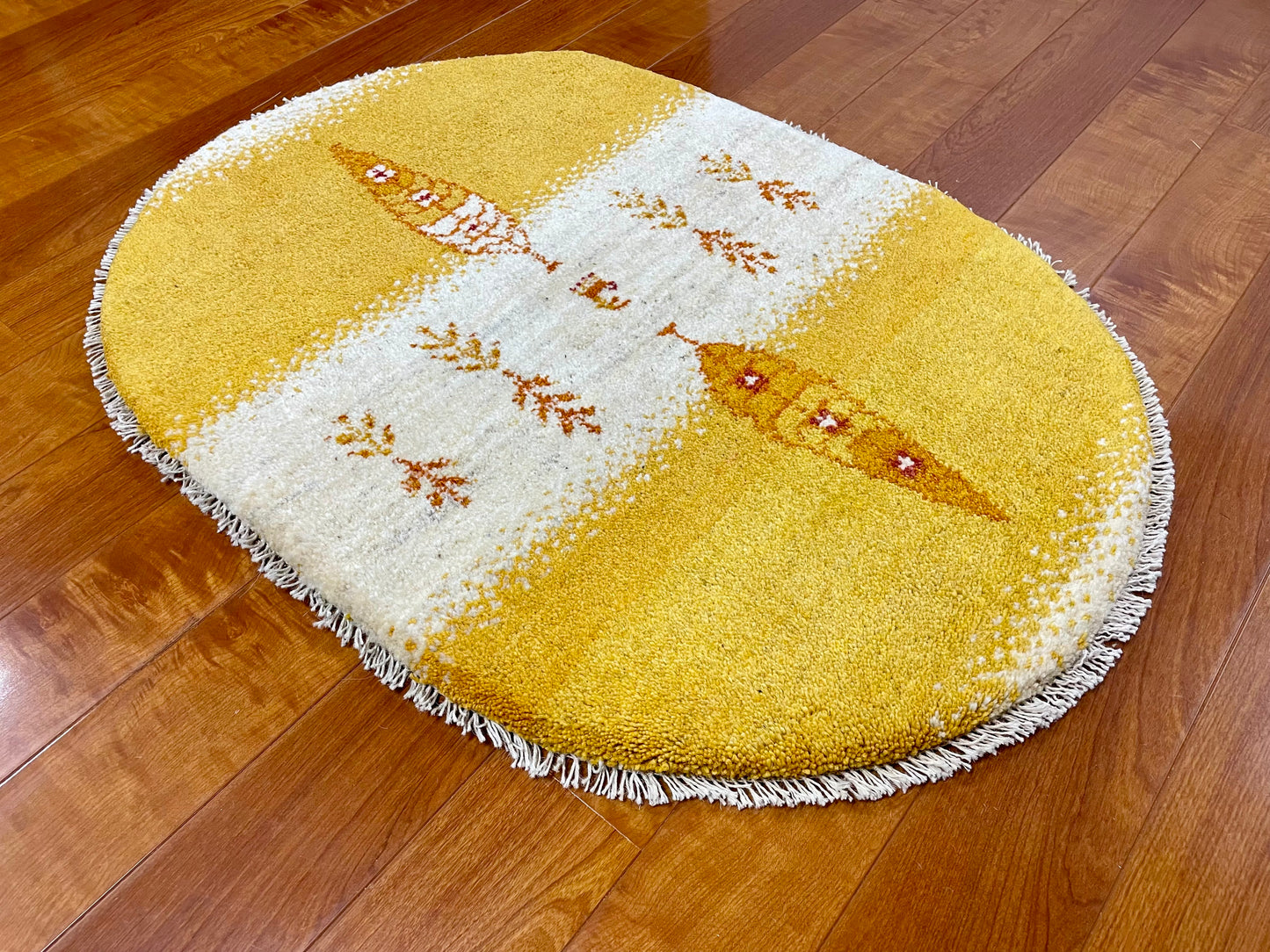 【オンライン限定】ギャッベ 87cm x 62cm (楕円形) RJ12349