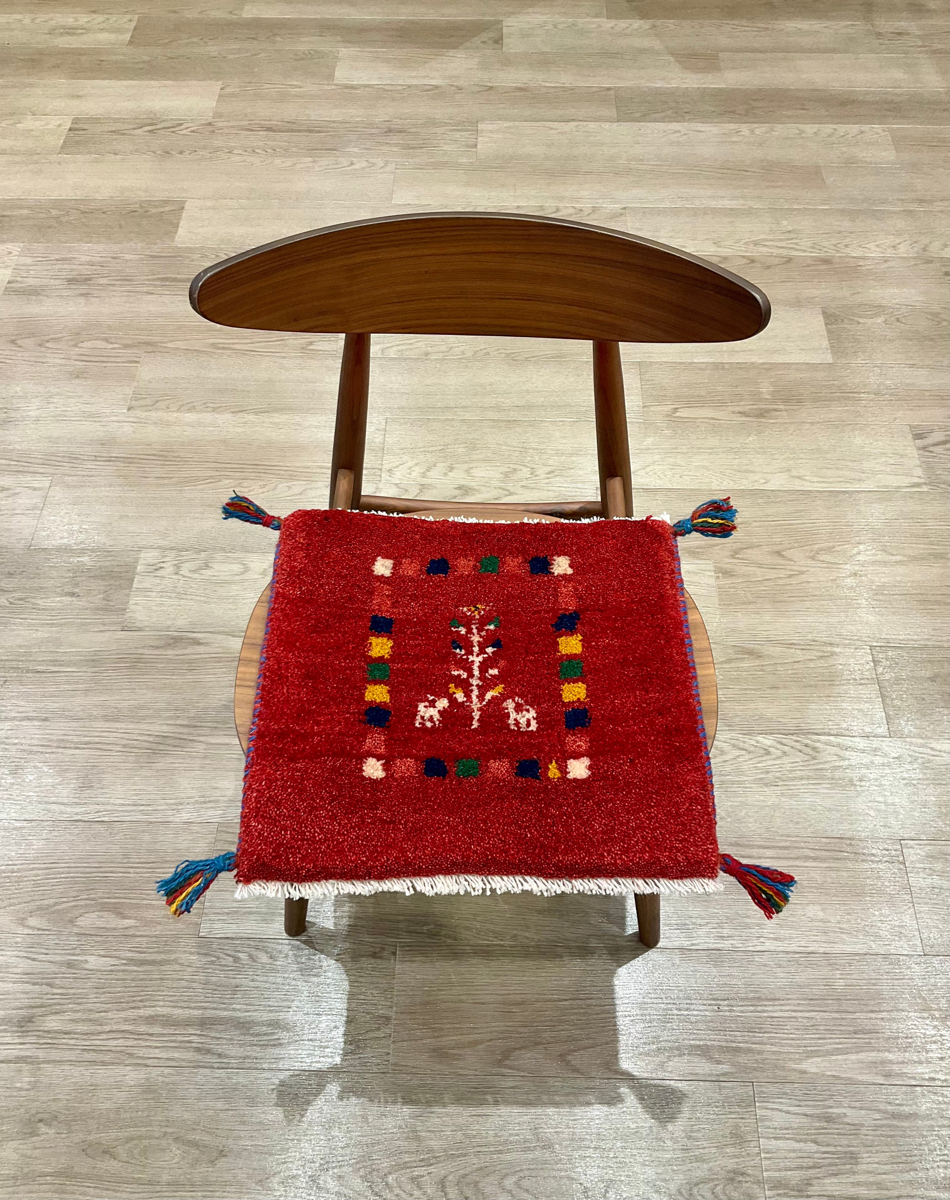 ギャッベ 43cm x 41cm Z468 – ペルシャ絨毯専門店 ペルシャンパトリス