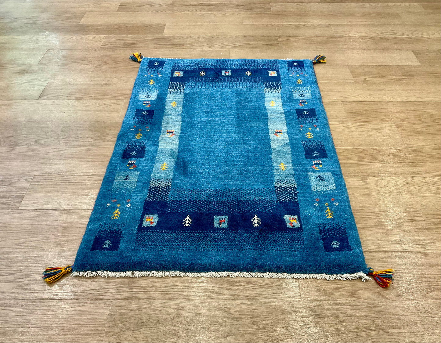 ギャッベ 118cm x 83cm RJ11782