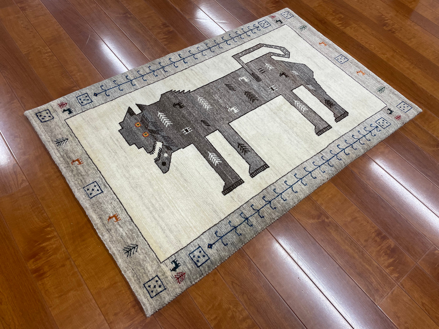 【オンライン限定】カシュクリギャッベ 130cm x 82cm RJ15168