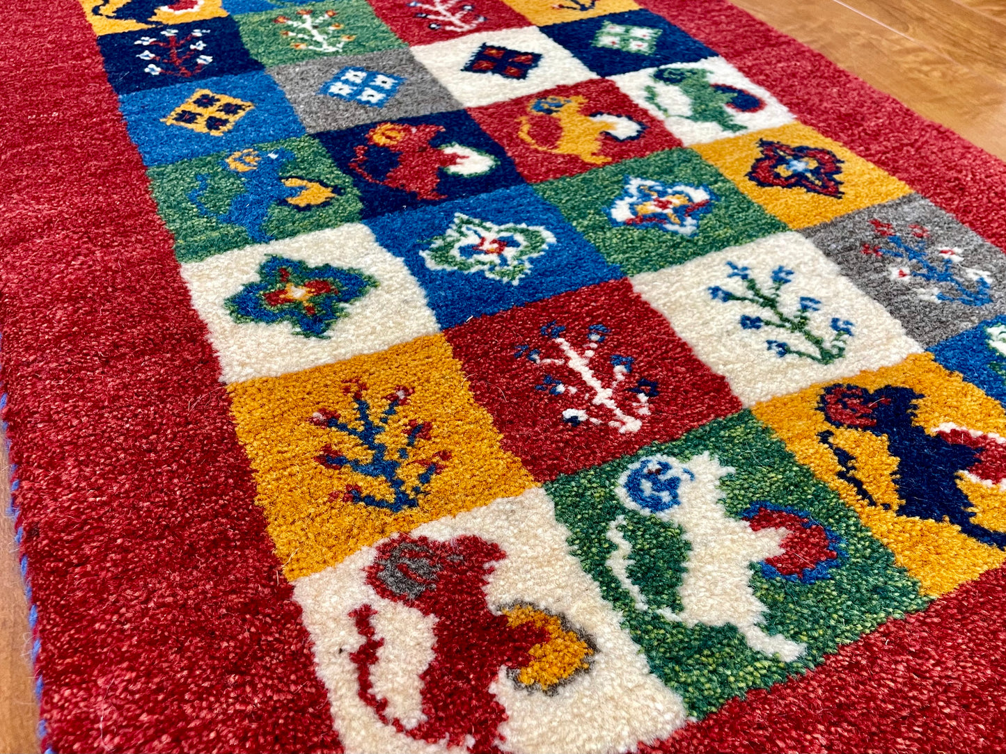 【オンライン限定】ギャッベ 90cm x 58cm RJ12385