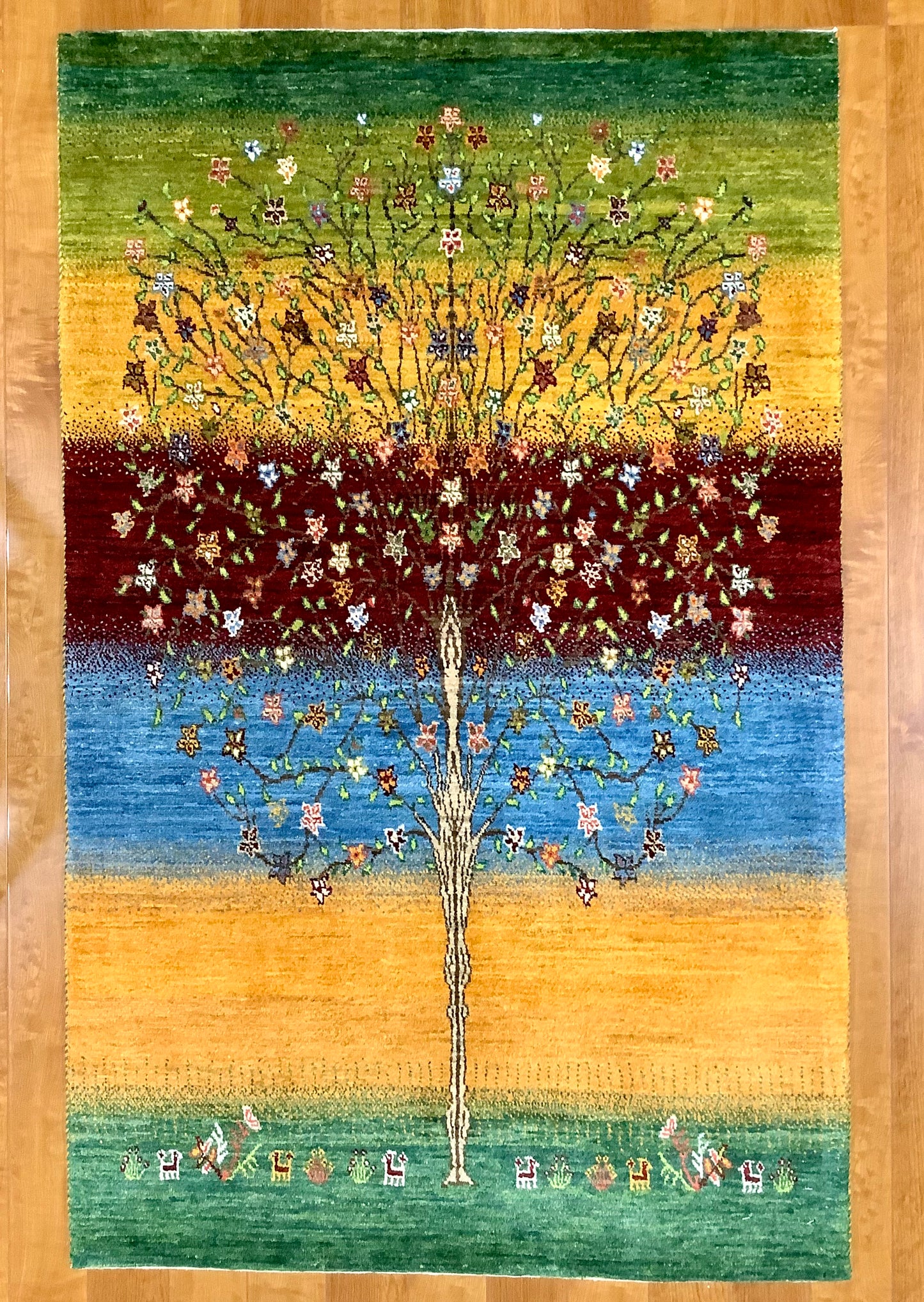 【オンライン限定】カシュクリ 156cm x 98cm RJ11027