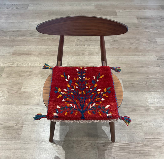 ギャッベ 39cm x 40cm Z2076