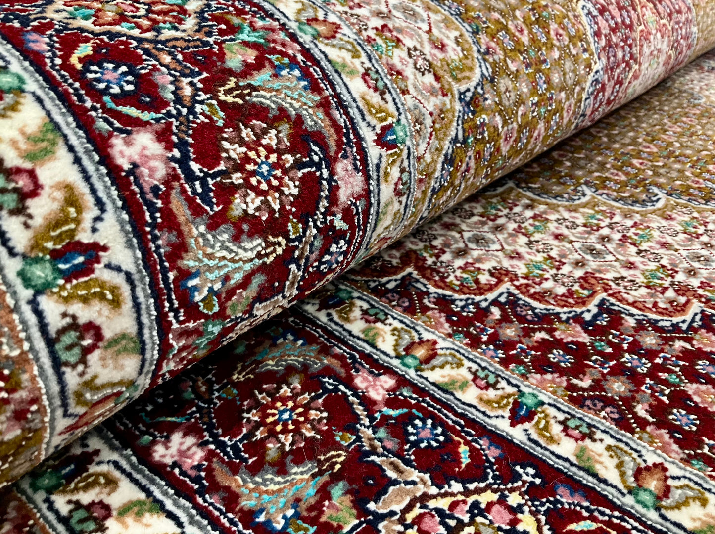 タブリーズ アブドラーヒ工房 160cm x 108cm PS11054