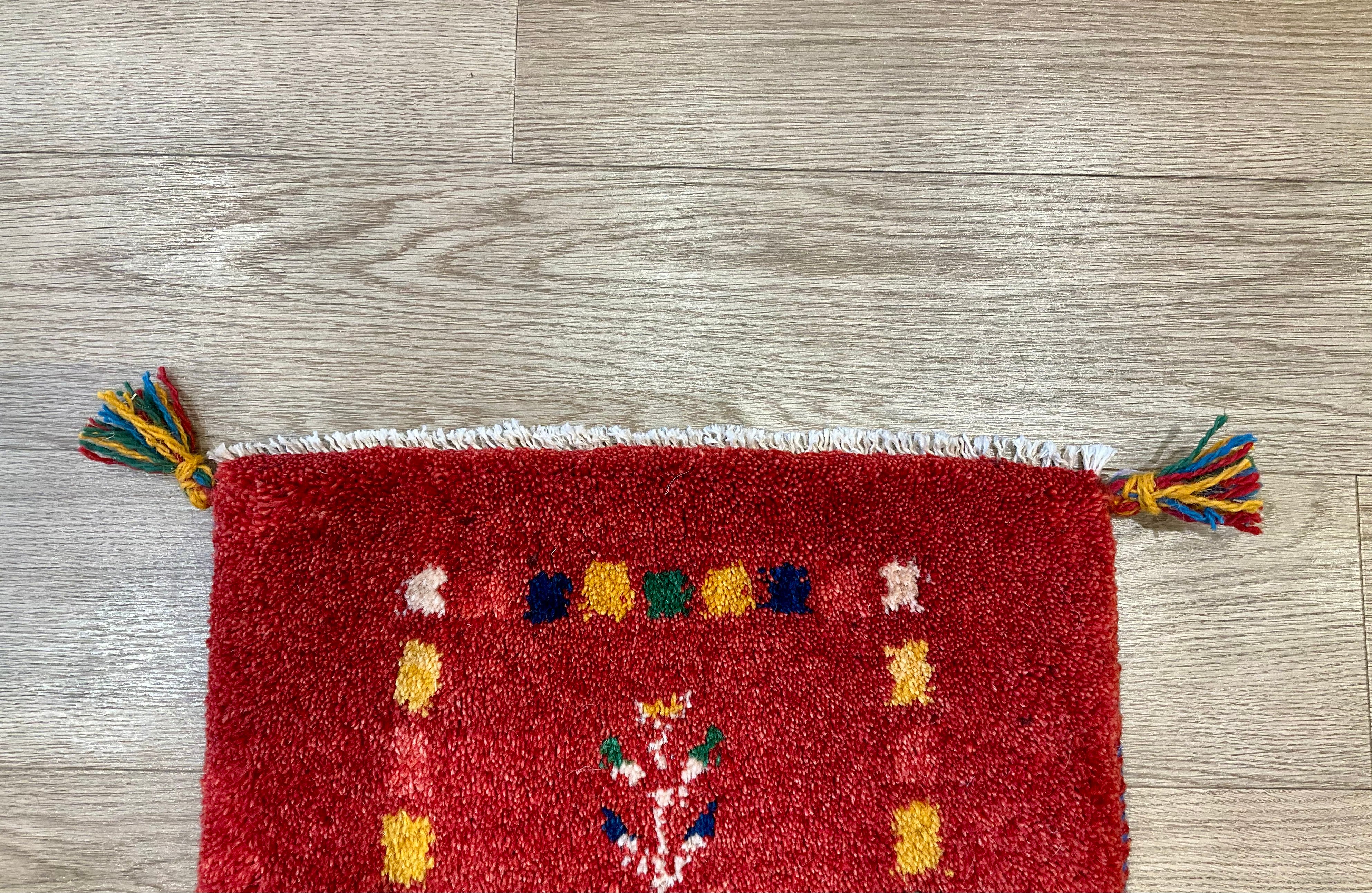 ギャッベ 43cm x 40cm Z490 – ペルシャ絨毯専門店 ペルシャンパトリス