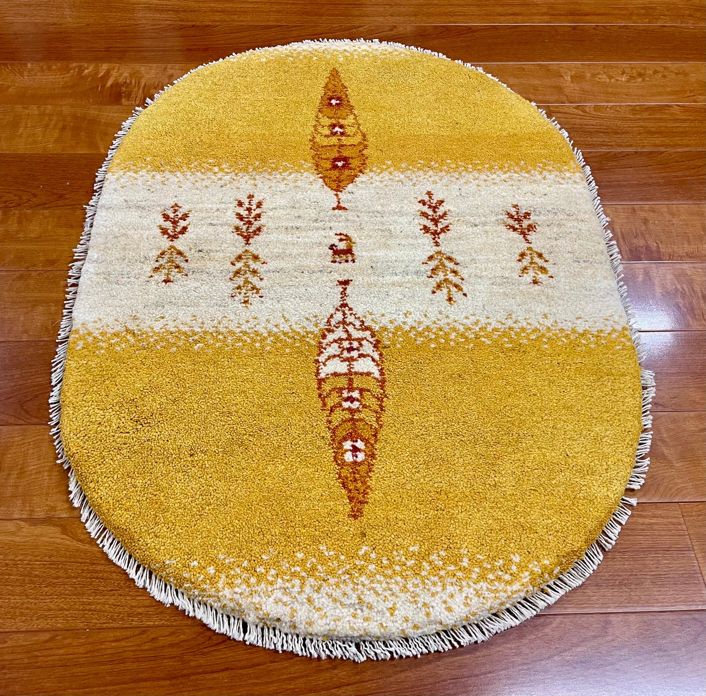 【オンライン限定】ギャッベ 87cm x 62cm (楕円形) RJ12349