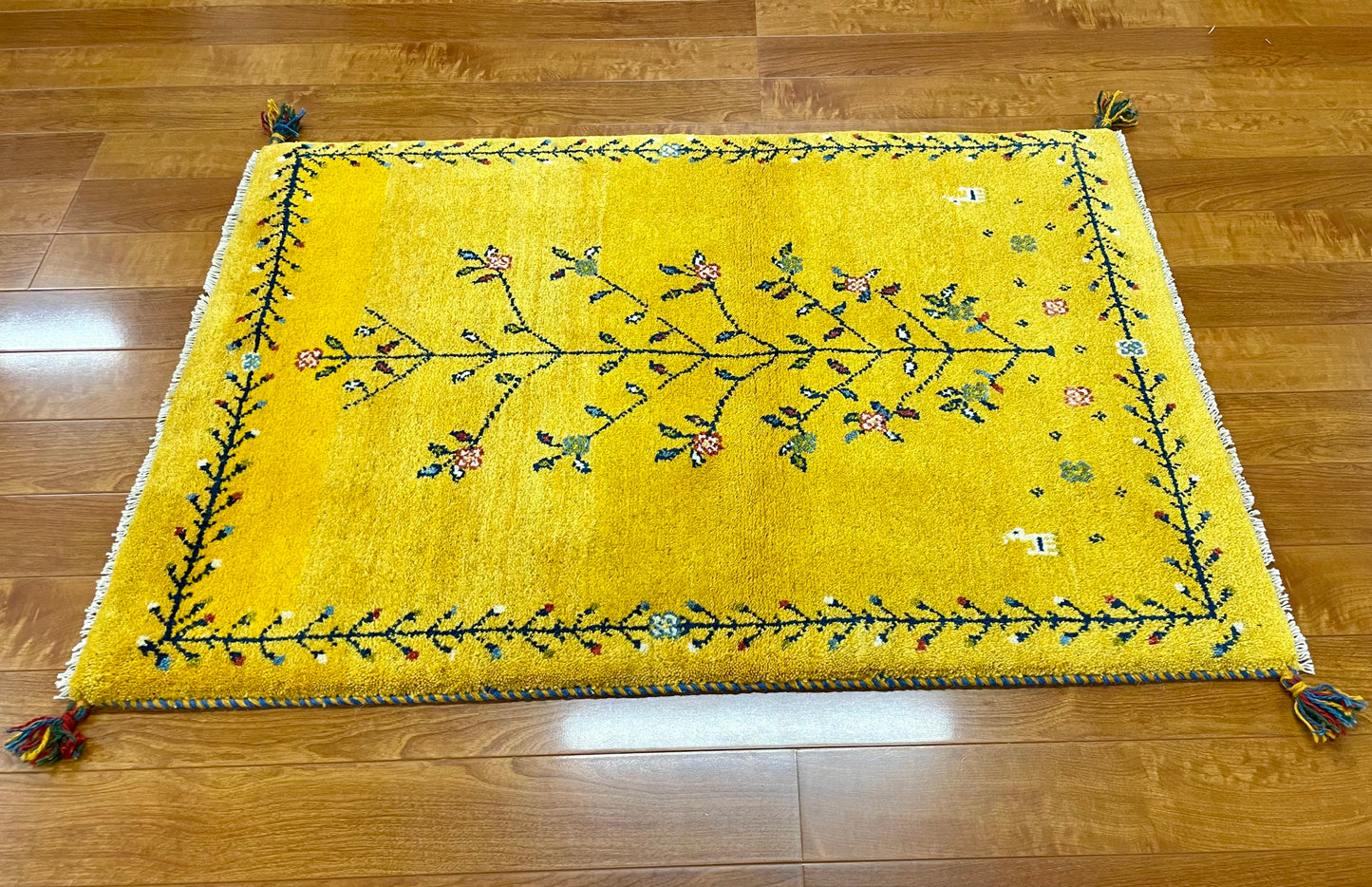 【オンライン限定】ギャッベ 117cm x 83cm RJ11772