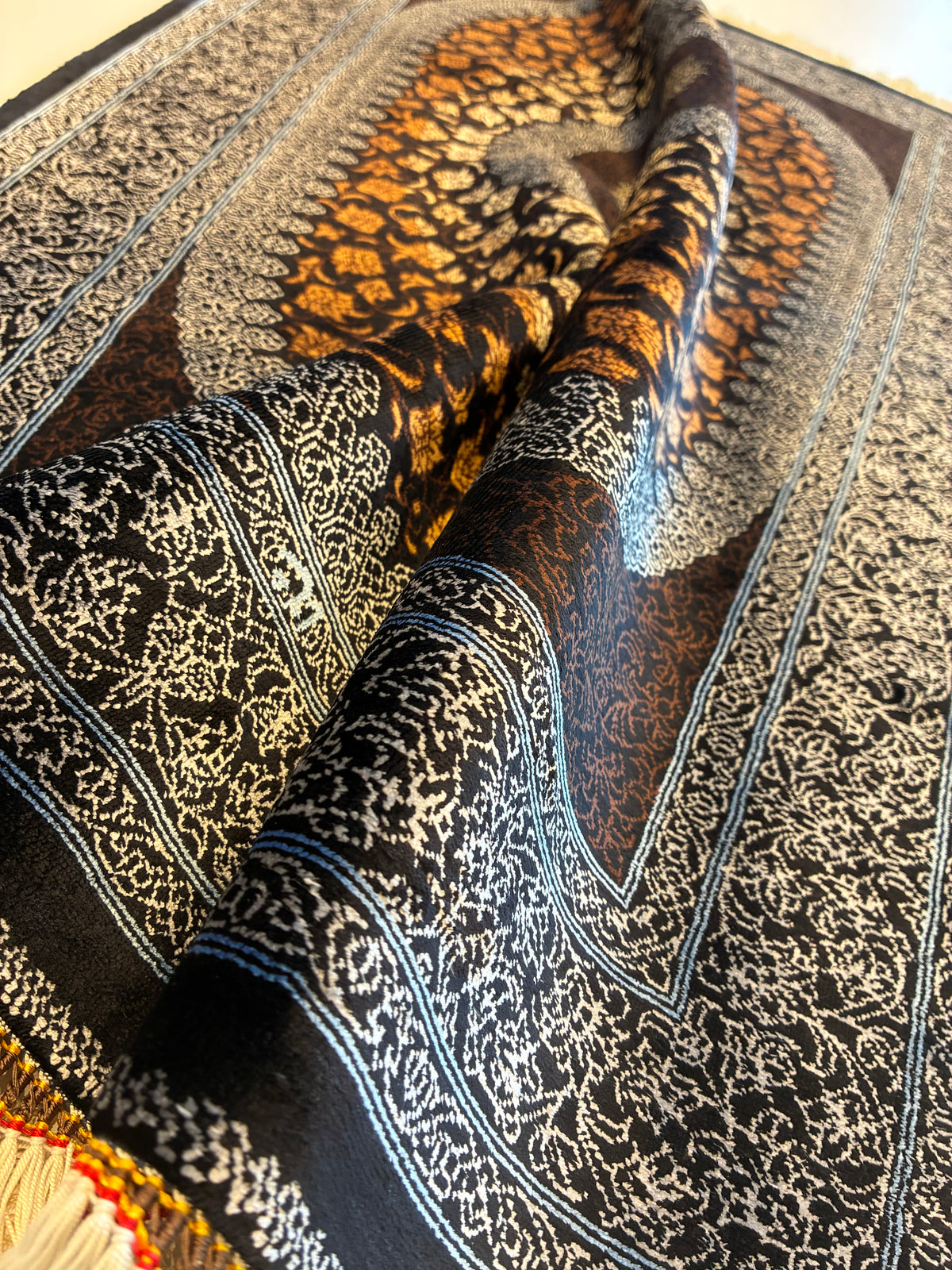 【千葉店】クム シャナ工房 120cm x 78cm NT17090
