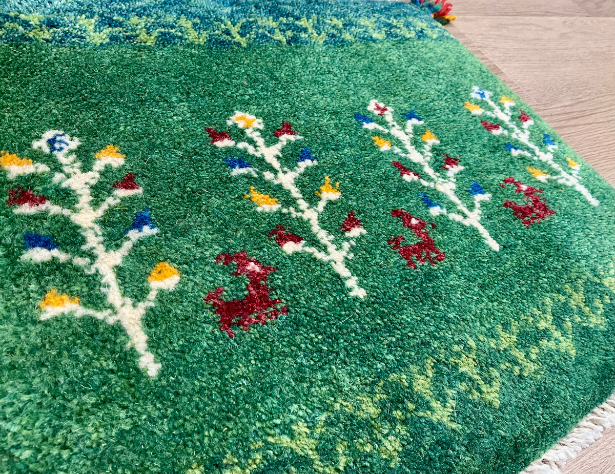 【福岡店】ギャッベ 45cm x 39cm T9684