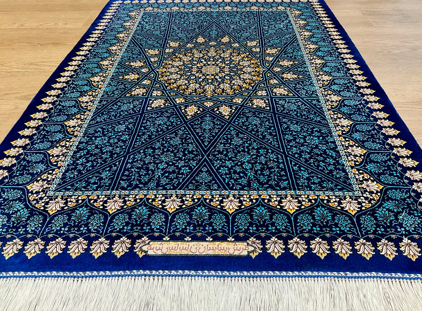 ペルシャンシルク 120cm x 80cm PS10682