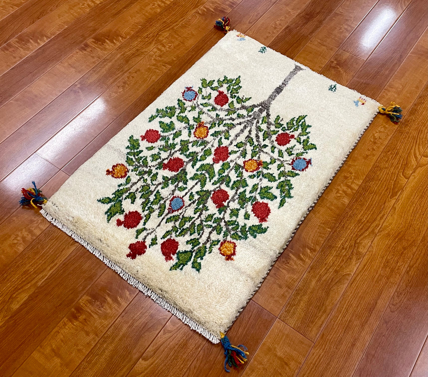 【オンライン限定】ギャッベ 88cm x 58cm RJ14109