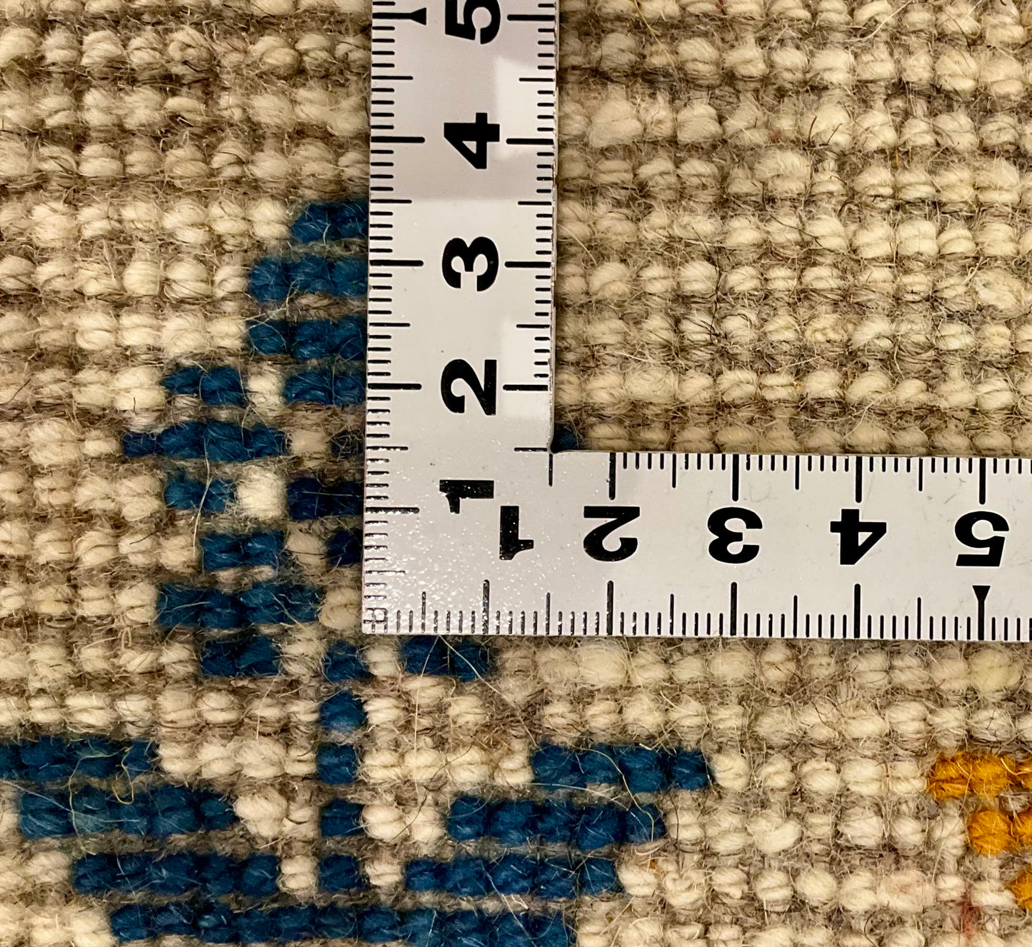 ギャッベ 43cm x 37cm Z1299