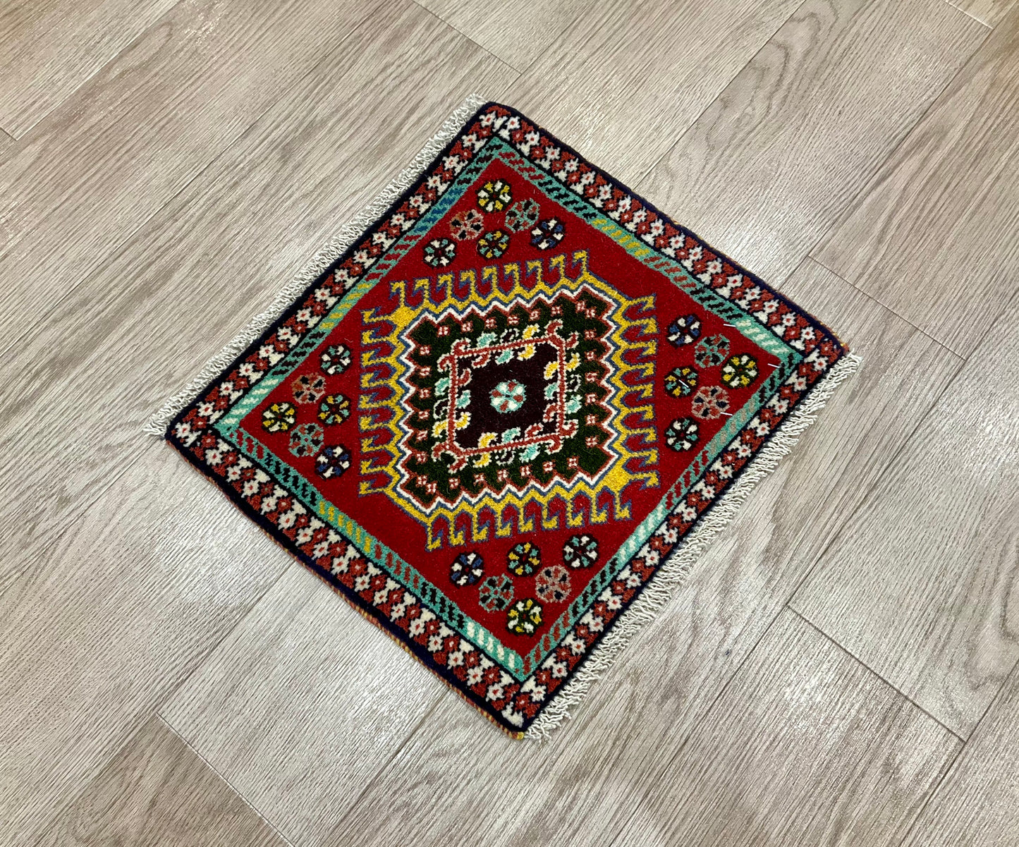 ヤラメ 42cm x 37cm PS12081