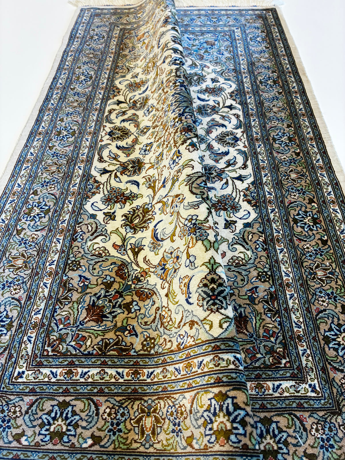 【千葉店】カシャーンシルク ネギン工房 92cm x 58cm NT13856