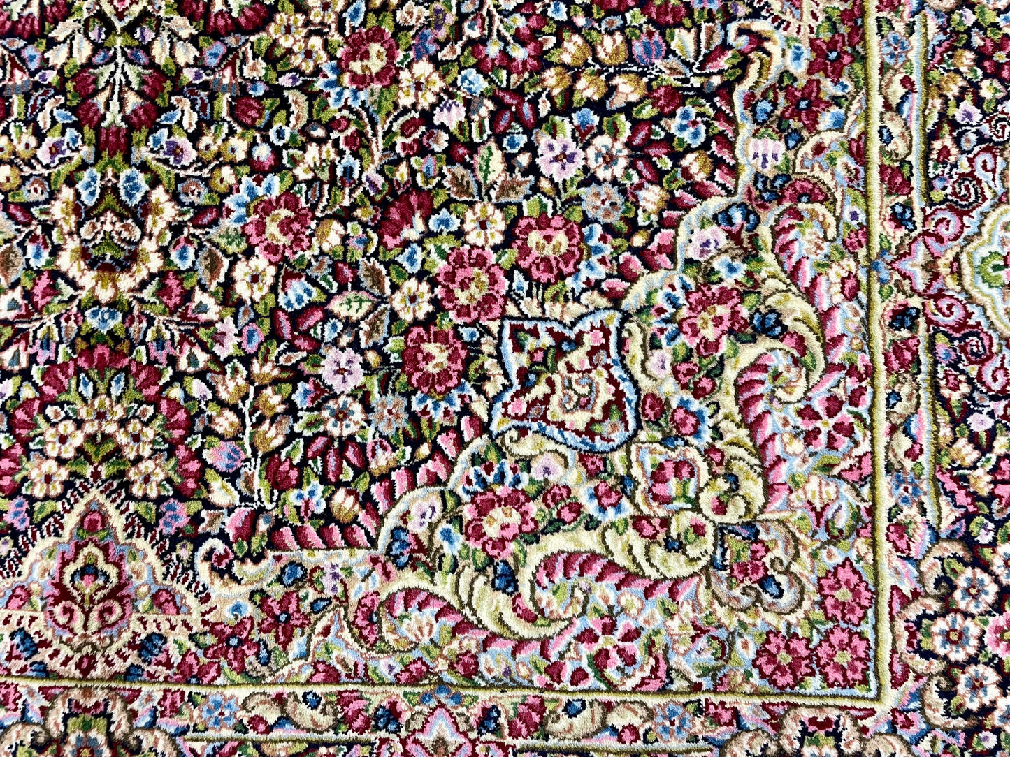 【オンライン限定】ケルマン 232cm x 150cm NT10176
