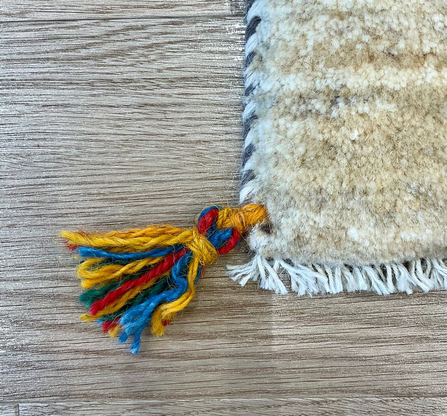 ギャッベ 41cm x 41cm T4851