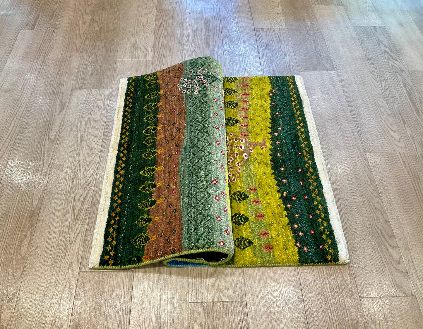 カシュクリギャッベ  119cm x 78cm RD16038