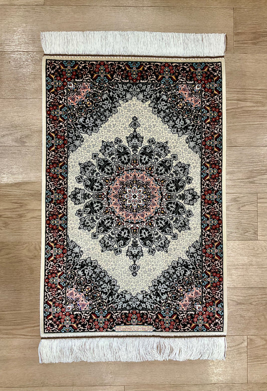 ペルシャンシルク 90cm x 60cm PS10673