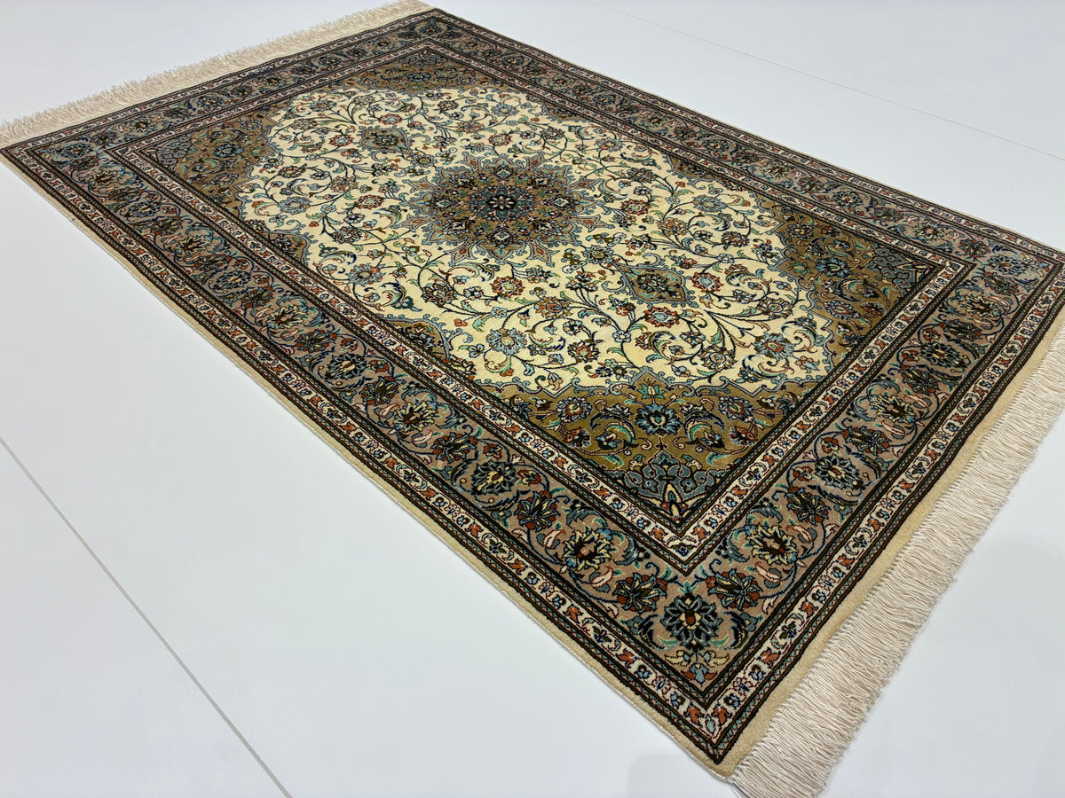 【千葉店】カシャーンシルク ファッラー工房 118cm x 79cm PS655