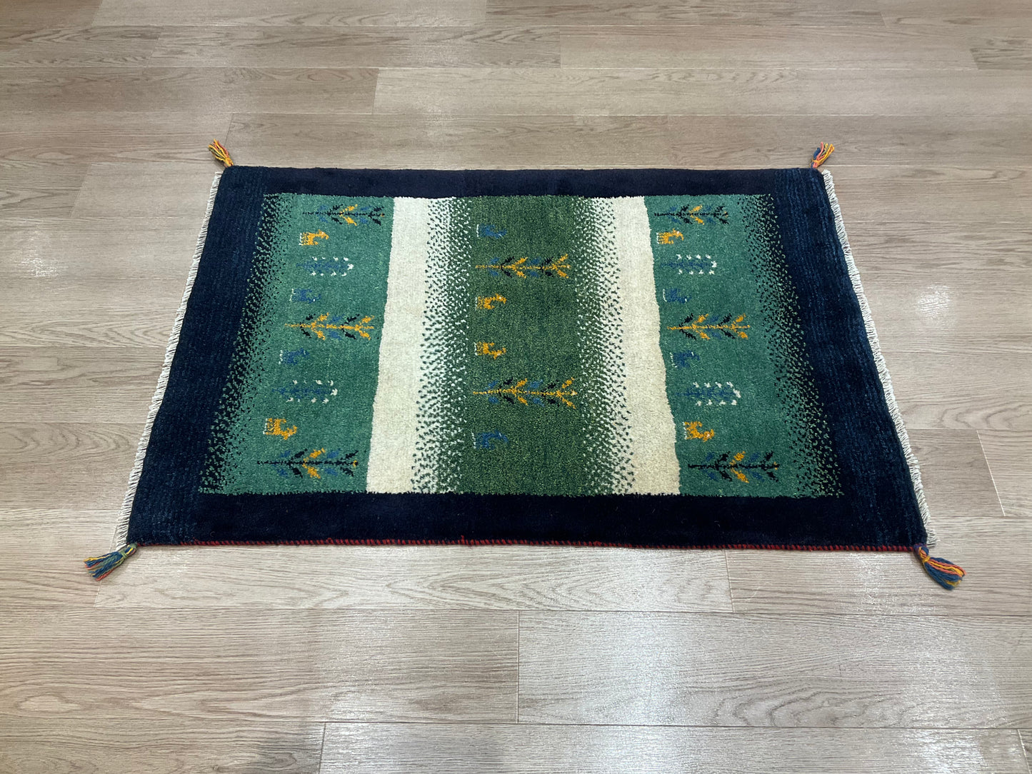ギャッベ 120cm x 80cm RJ9883