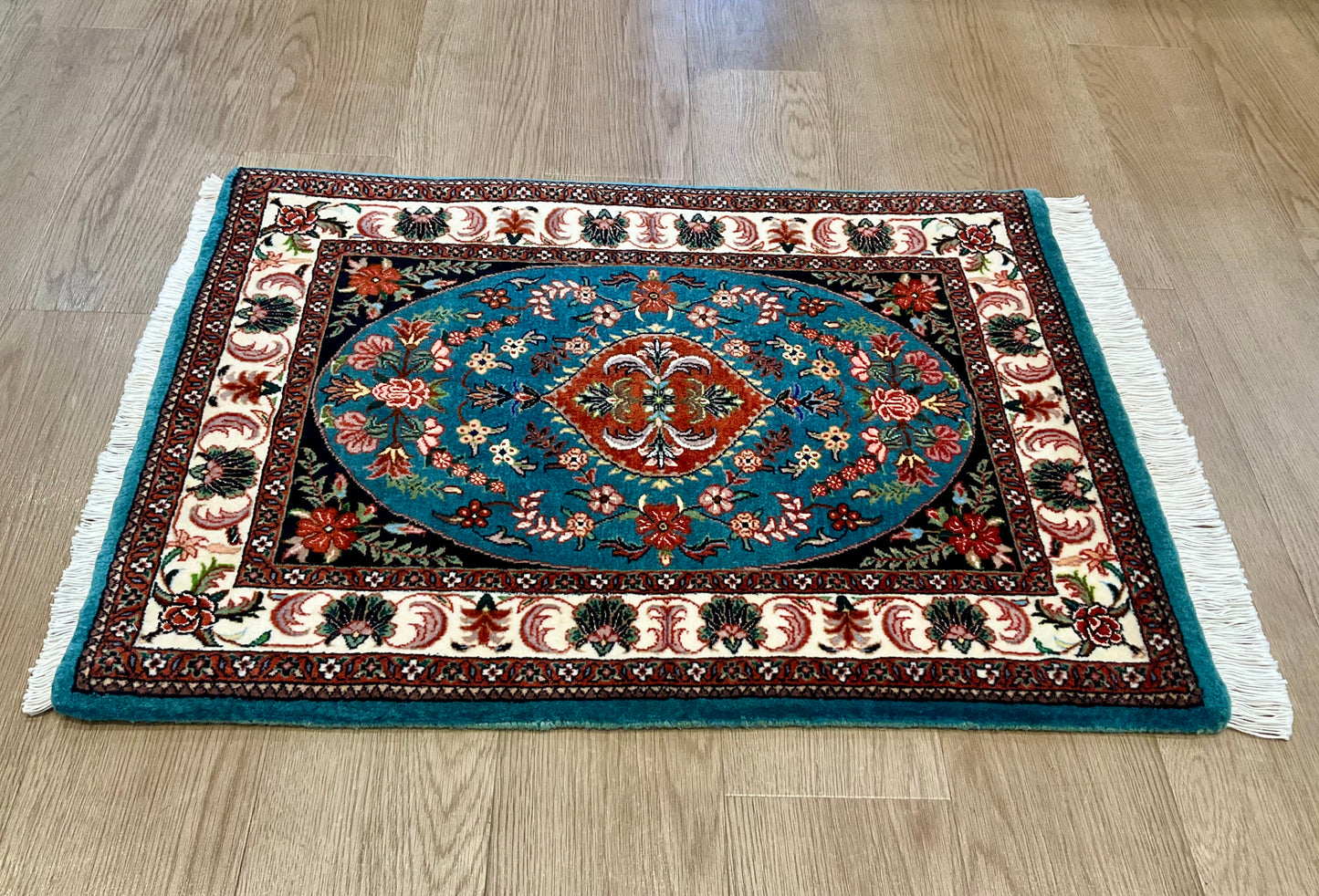 ビジャー 82cm x 62cm NT10041