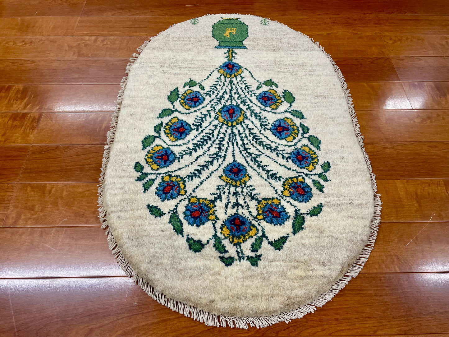 【オンライン限定】ギャッベ 88cm x 58cm (楕円形) RJ12588