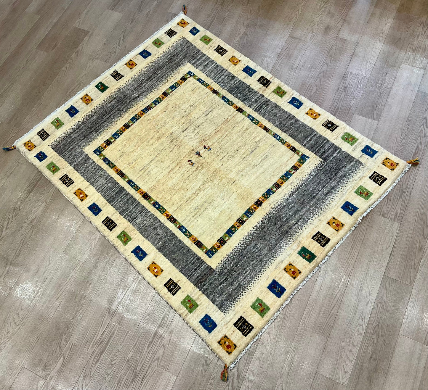 ギャッベ  193cm x 153cm RJ9366