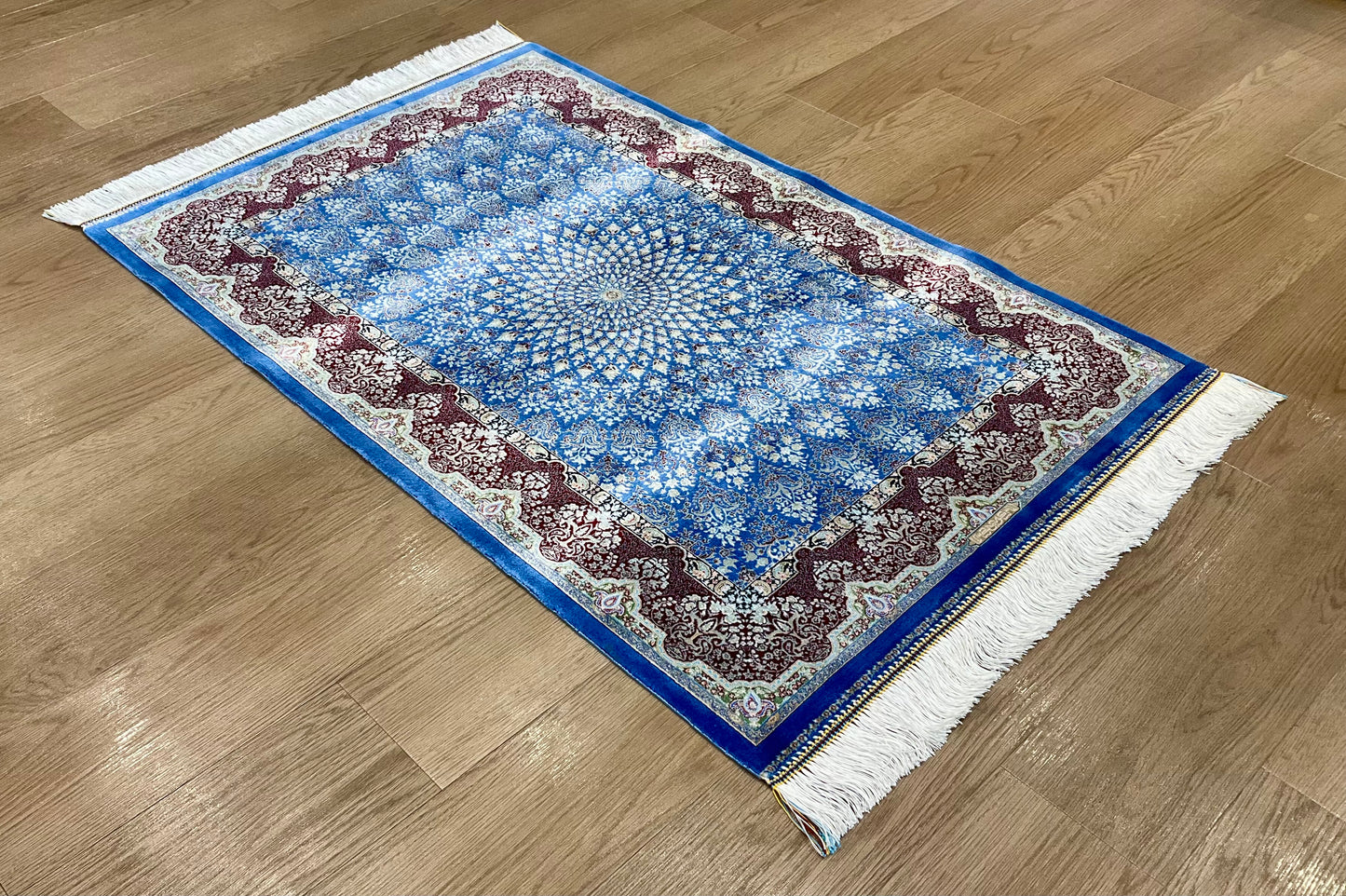 ペルシャンシルク 120cm x 80cm PS5489
