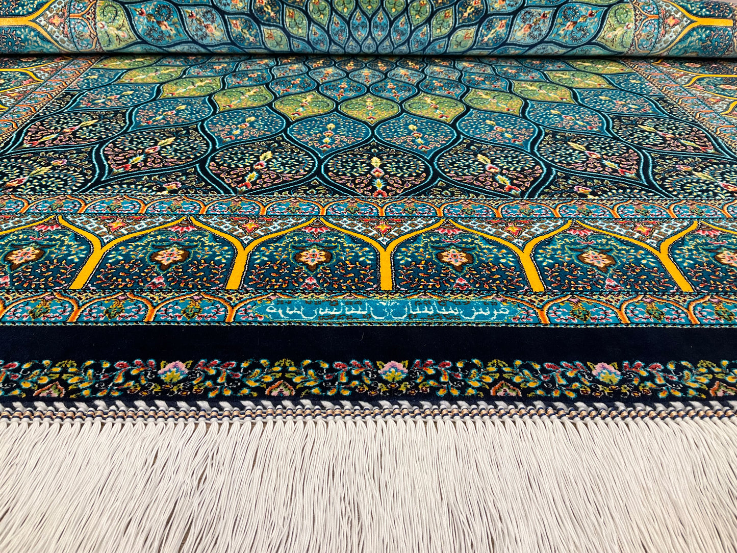 ペルシャンシルク 150cm x 100cm PS11023