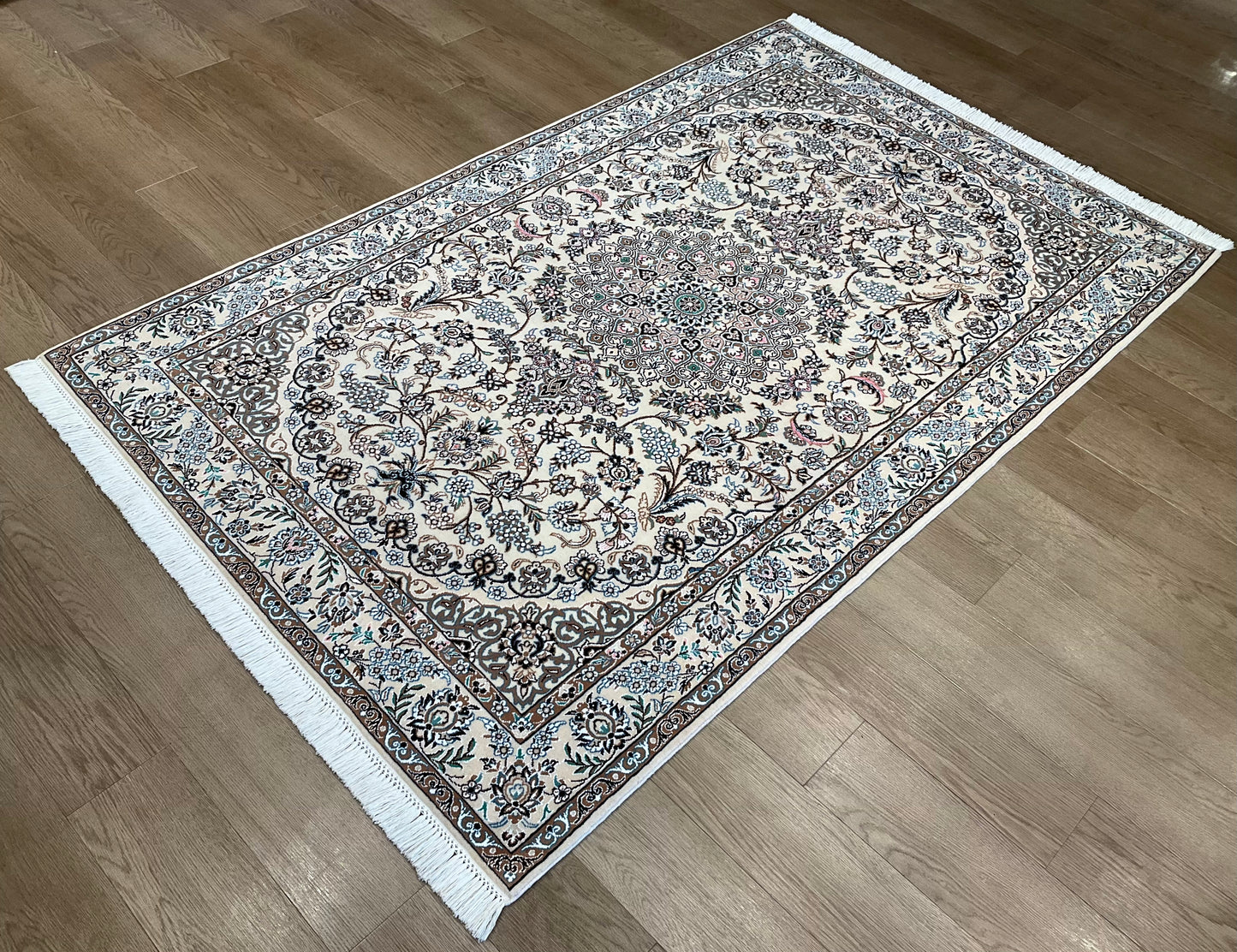 ナイン 210cm x 132cm PS1174