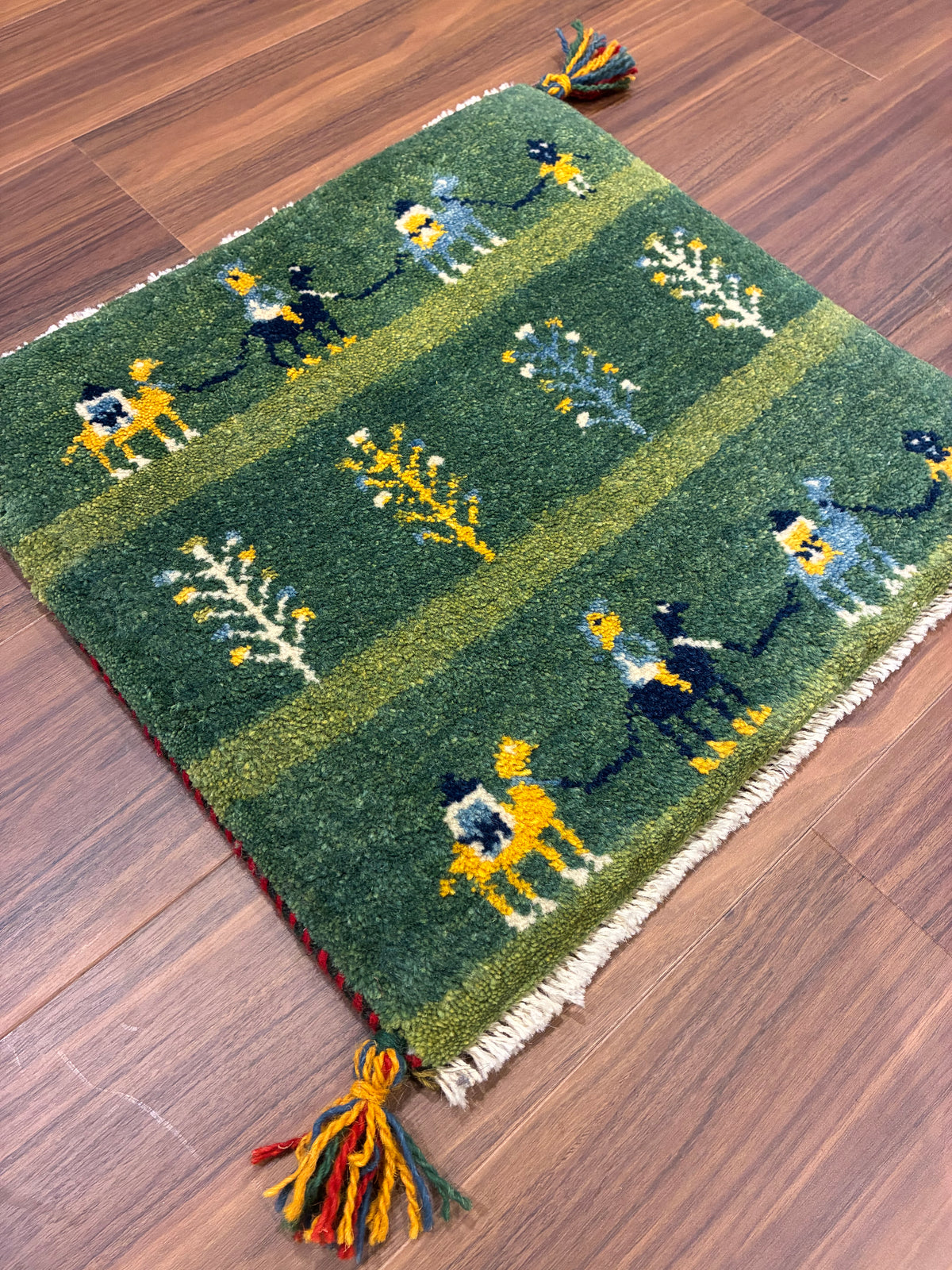 【千葉店】ギャッベ 43cm x 41cm Z3042
