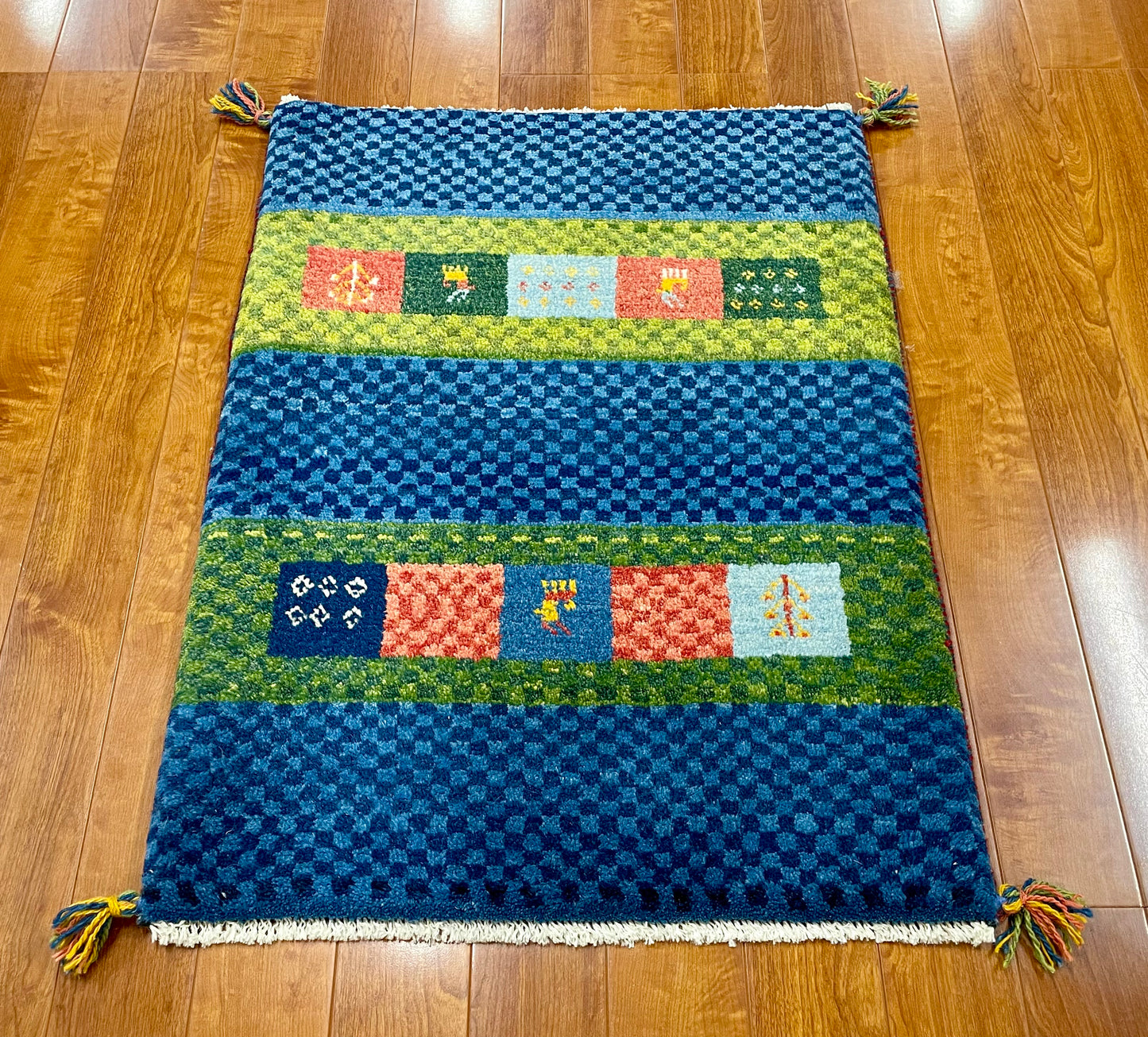 【オンライン限定】ギャッベ 87cm x 65cm RJ5725